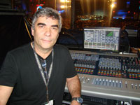 Leo Garrido na house mix durante o Rock in Rio 2011 (Fernando Barros)